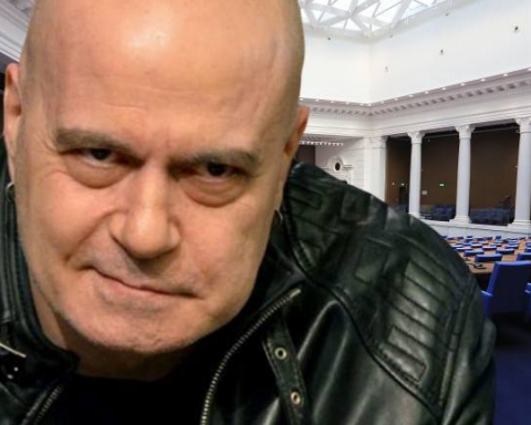 Защо Слави Трифонов ги плаши?