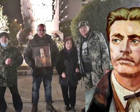 Поклон пред Апостола