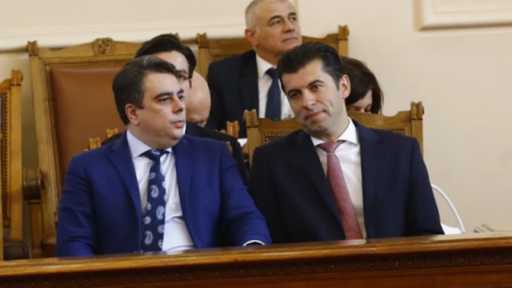 Юрист, работил при Радев: Петков и Василев ще бъдат арестувани...