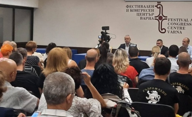 Костадин Костадинов във Варна: Ще убедим българите, че имат бъдеще като народ и държава