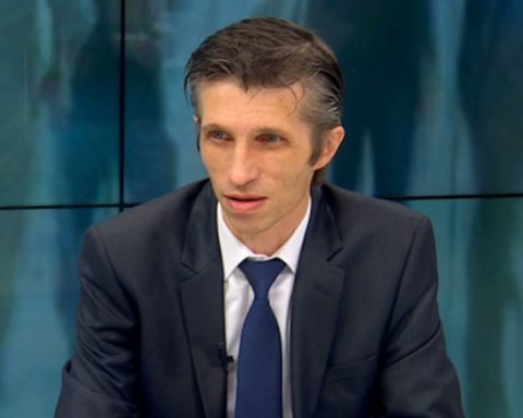 Доц. Григор Сарийски: България трябва да изчака с влизането в еврозоната