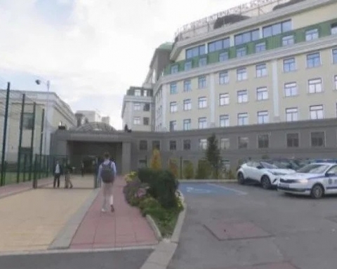 Нов ужас в елитно столично училище, викат линейка и полиция, намесен е син на известен бизнесмен!