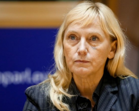 Елена Йончева: Не изключвам Испания да продължи разследването по „Барселонагейт”