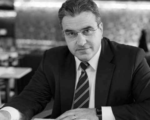 Скъпи наши деца, излъгаха ви нагло, излъгаха ви брутално и сте длъжни да знаете поне това