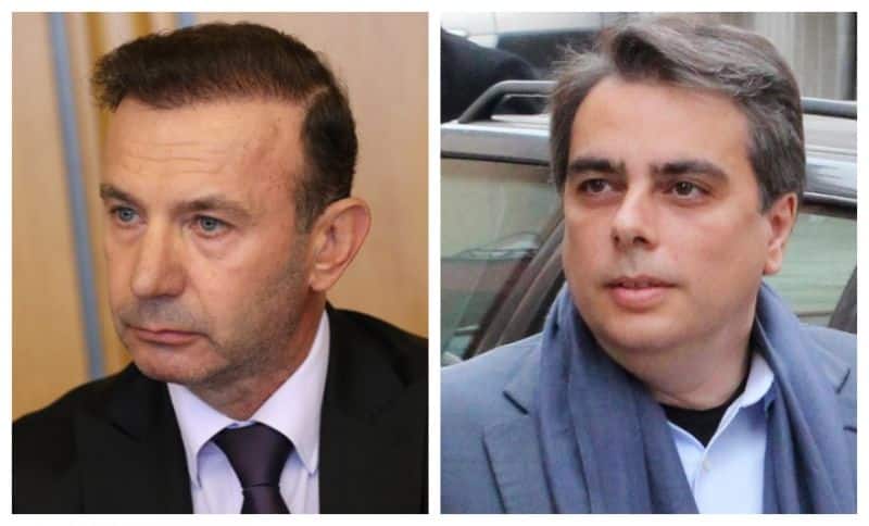 Скандалът трещи! Живко Коцев уличил и Асен Василев във връзки с контрабандистите на Паскал
