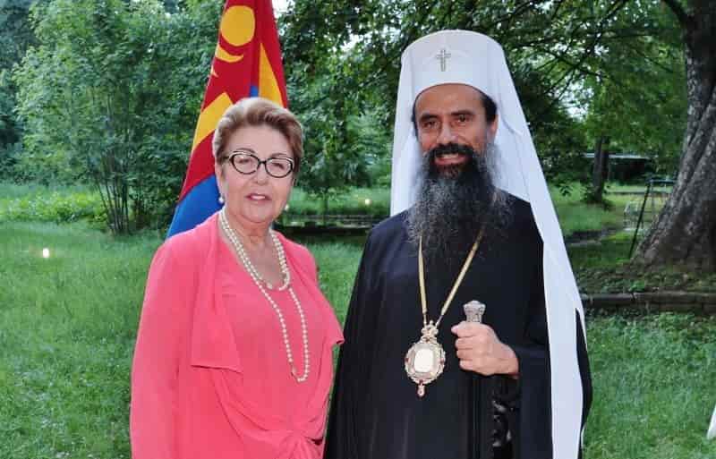 Снимка на патриарх Даниил с Елеонора Митрофанова изкара от равновесие психодесните