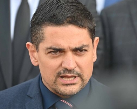 Радостин Василев: Киселова ми се обади, признава за оказван ѝ натиск. Имам запис, ще го пусна