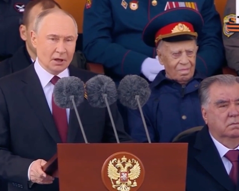 Путин на Парада на победата: Истината и справедливостта са на наша страна. Русия е била и ще бъде неразрушима преграда пред нацизма и русофобията