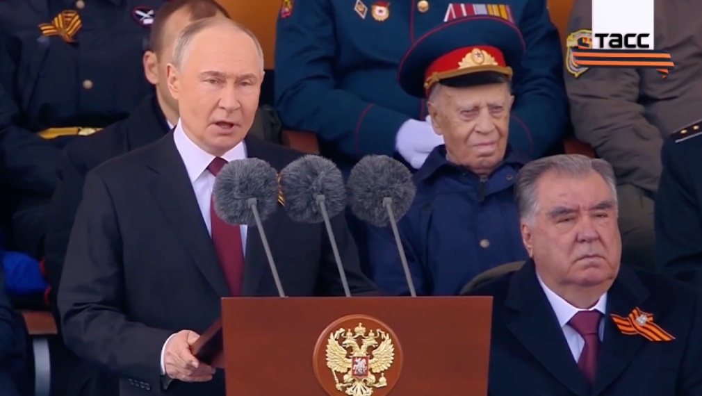 Путин на Парада на победата: Истината и справедливостта са на наша страна. Русия е била и ще бъде неразрушима преграда пред нацизма и русофобията