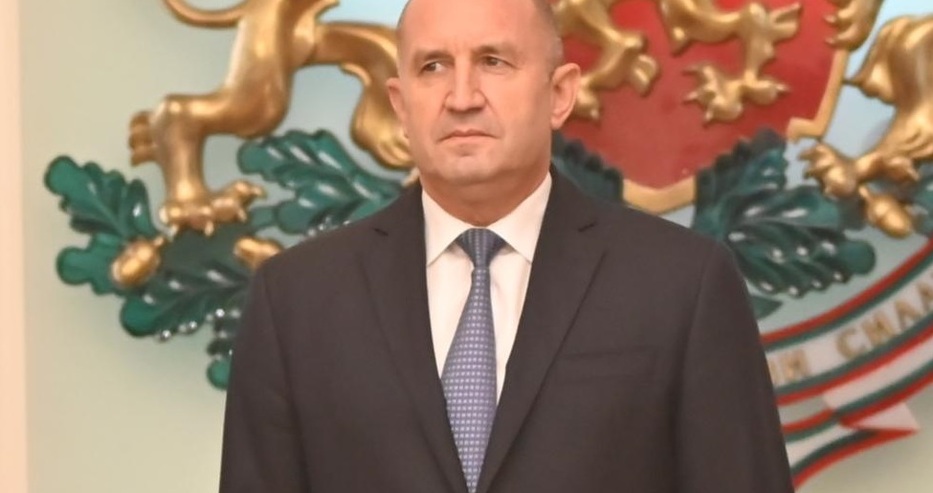 Радев го направи: сезира КС срещу отказа на Наталия Киселова за референдума за еврото