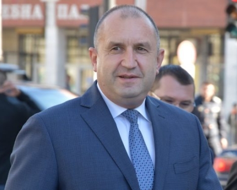https://16minuti.com/%D1%80%D0%B0%D0%B4%D0%B5%D0%B2-%D1%81%D0%BF%D0%B0%D1%81%D1%8F%D0%B2%D0%B0-%D0%B1%D1%8A%D0%BB%D0%B3%D0%B0%D1%80%D0%B8%D1%8F-%D1%81%D1%82%D1%80%D0%B0%D0%BD%D0%B0%D1%82%D0%B0-%D0%BD%D0%B8-%D0%BD%D0%B5/?